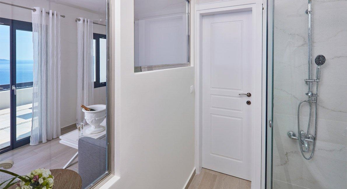 La Maltese Oia Luxury Suites Exterior photo